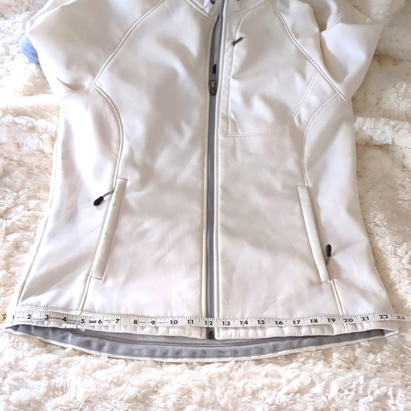 Women's Softshell Jacket - Picture 12 of 12